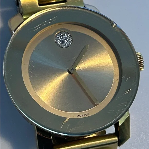 Movado Bold Collection Crystal Gold-Ion Plated Stainless Watch Crystal Detail - Picture 6 of 14